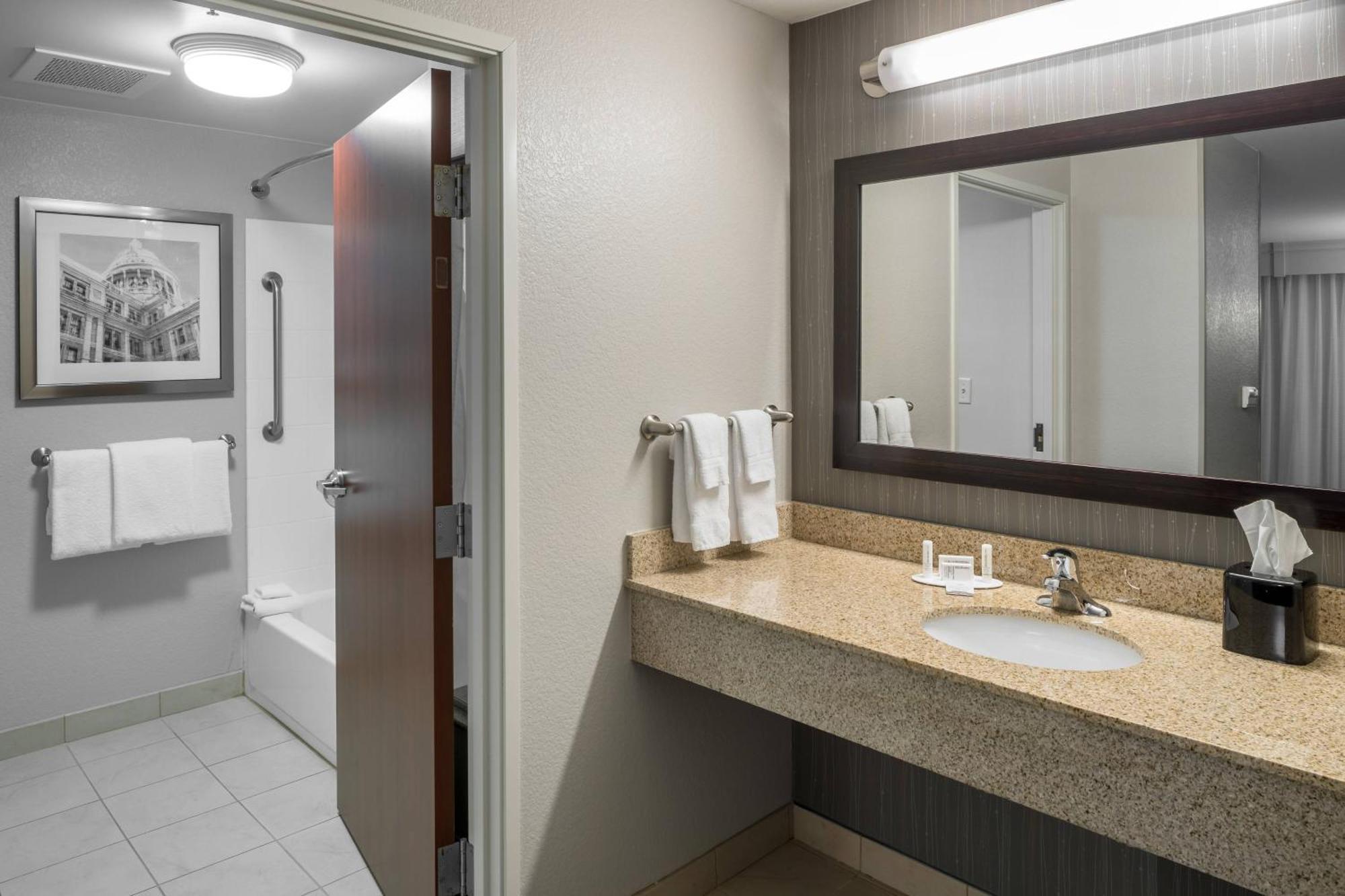 Courtyard By Marriott Austin Parmer Tech Ridge Zewnętrze zdjęcie